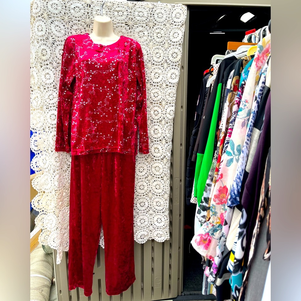 Sleepwear for her size PM $22